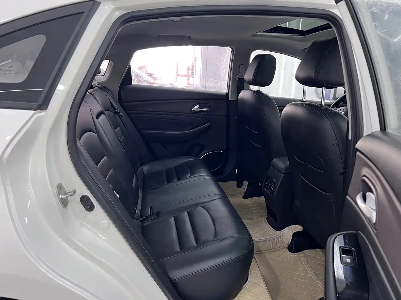GAC Trumpchi Trumpchi GA4 2018 200T Automatic Luxury фото 12
