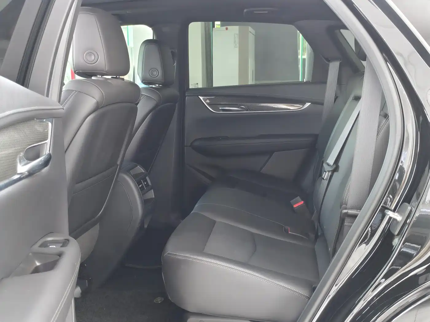 Cadillac XT5 2024 2.0T AWD Luxury (Hummingbird Edition) фото 5