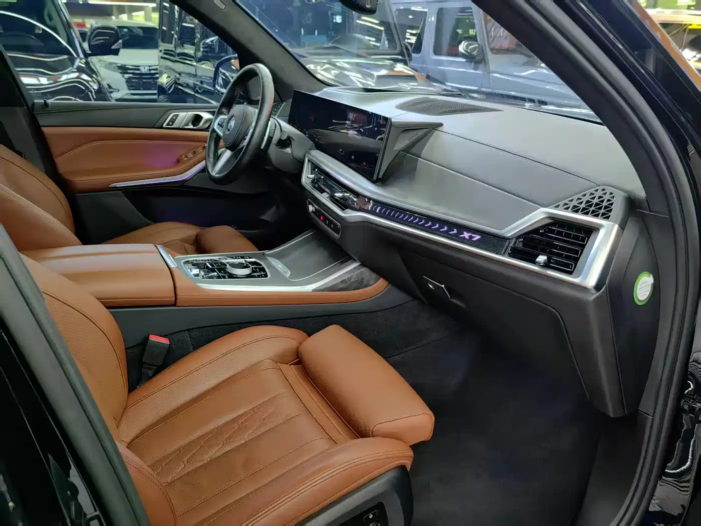 BMW X7 2023 xDrive40i Exclusive Luxury Package фото 2