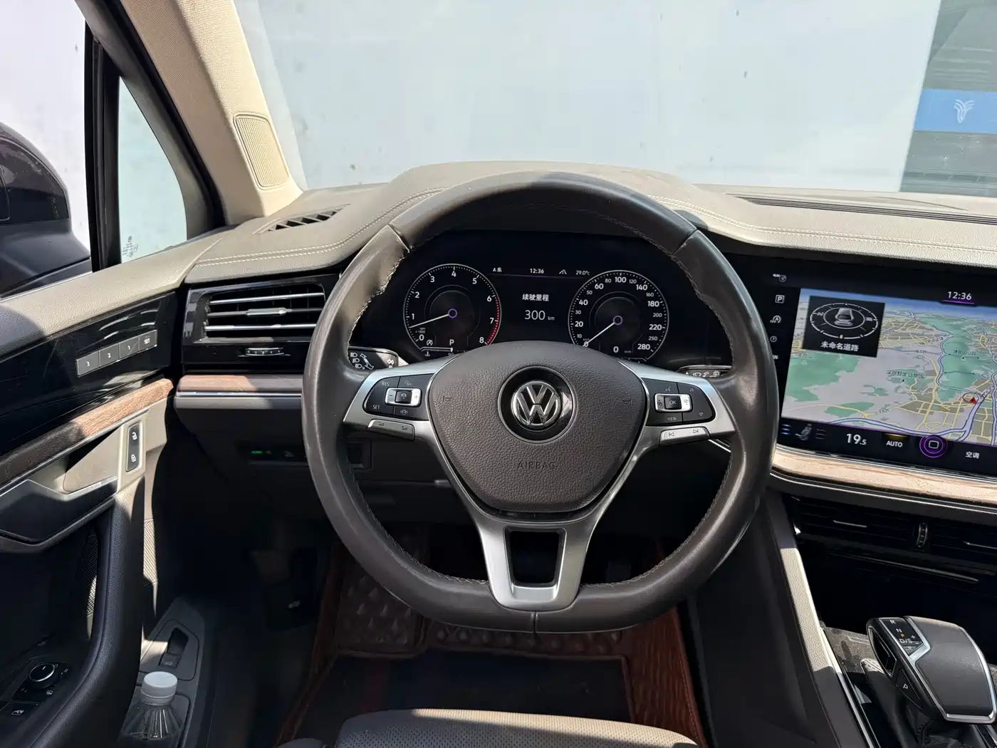 Volkswagen Touareg 2019 3.0TSI Sharp Edge Edition China VI фото 52
