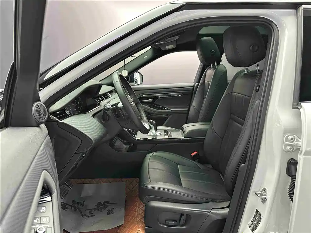 Land Rover Range Rover Evoque 2020 Model 249PS R-DYNAMIC S Gloss Black Sport Edition фото 5