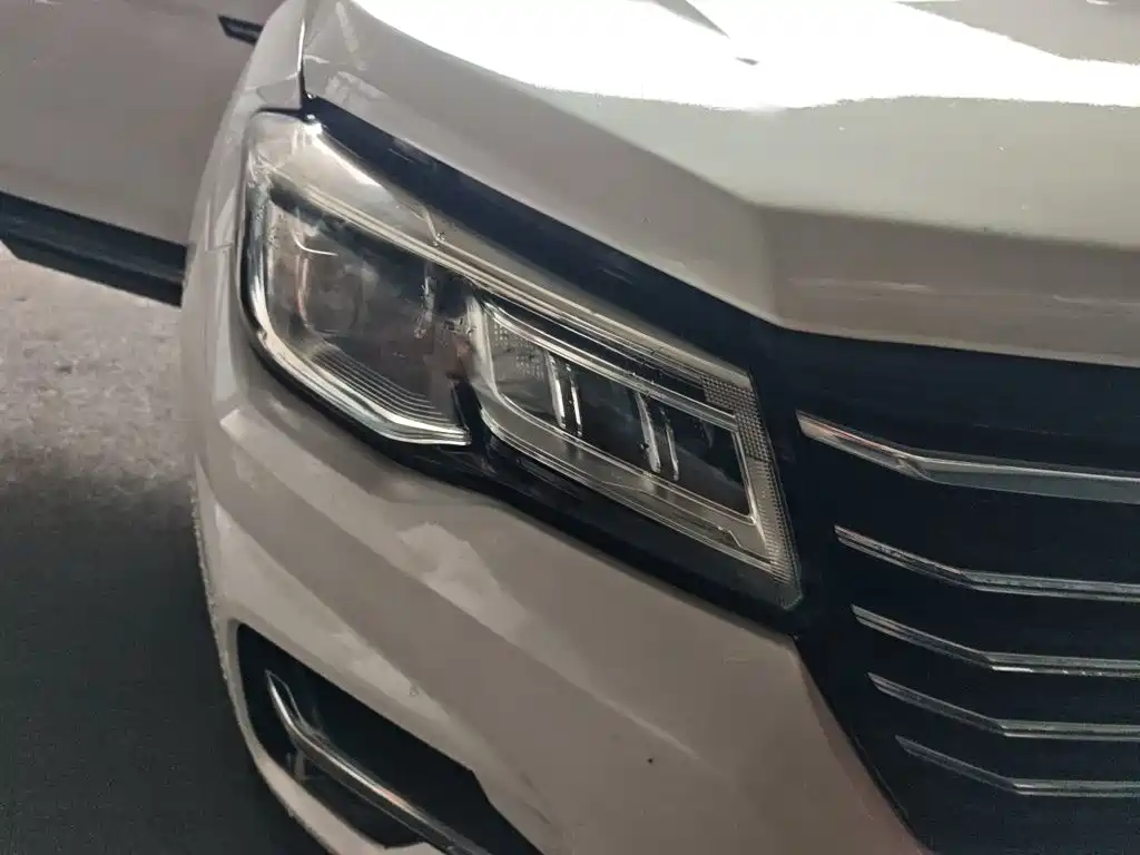 Фото 7 - Changan CS75