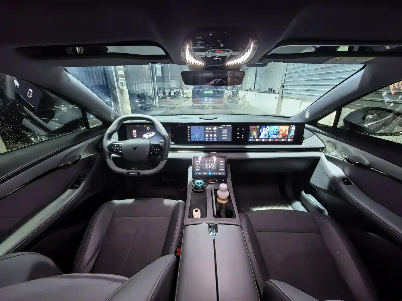 Voyah Auto VOYAH Zhuiguang 2024 PHEV AWD Ultra Long Range Flagship фото 12