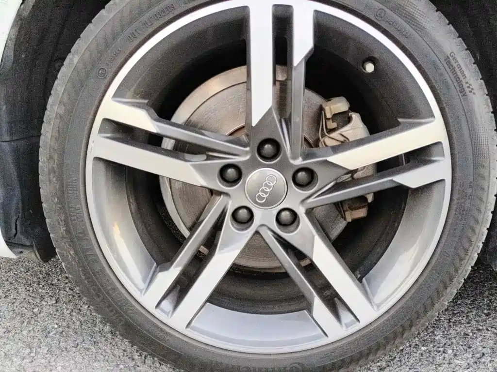 Audi A4L, миниатюра 7