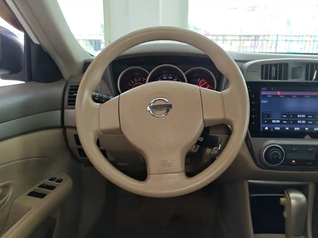 Фото 3 - Nissan Sylphy