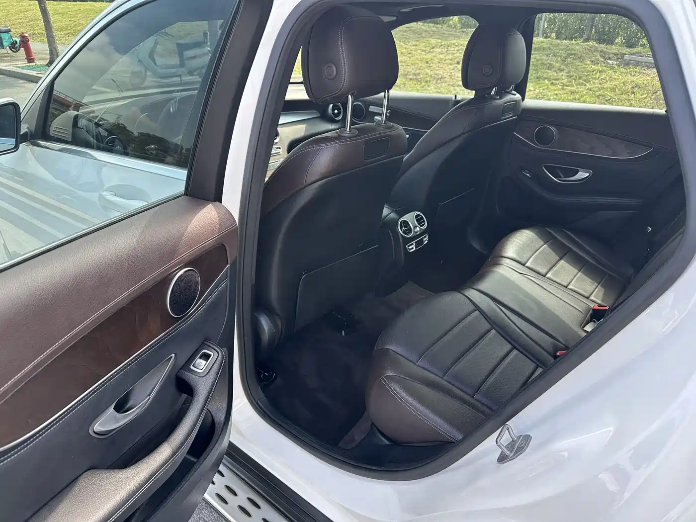 Mercedes-Benz GLC 2018 Facelift GLC 300 4MATIC Dynamic фото 15