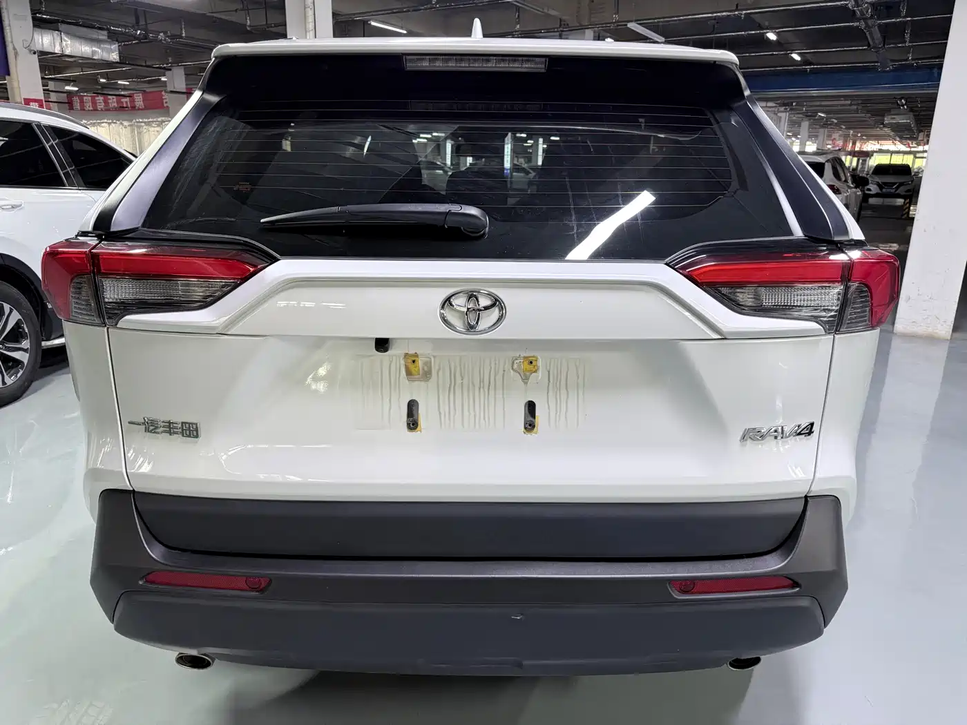 Toyota RAV4 Rongfang 2023 2.0L CVT 2WD Urban Edition фото 16