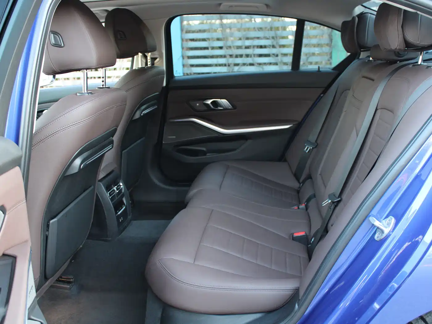 BMW 3 Series 2020 Facelift 325Li M Sport Night Edition фото 7
