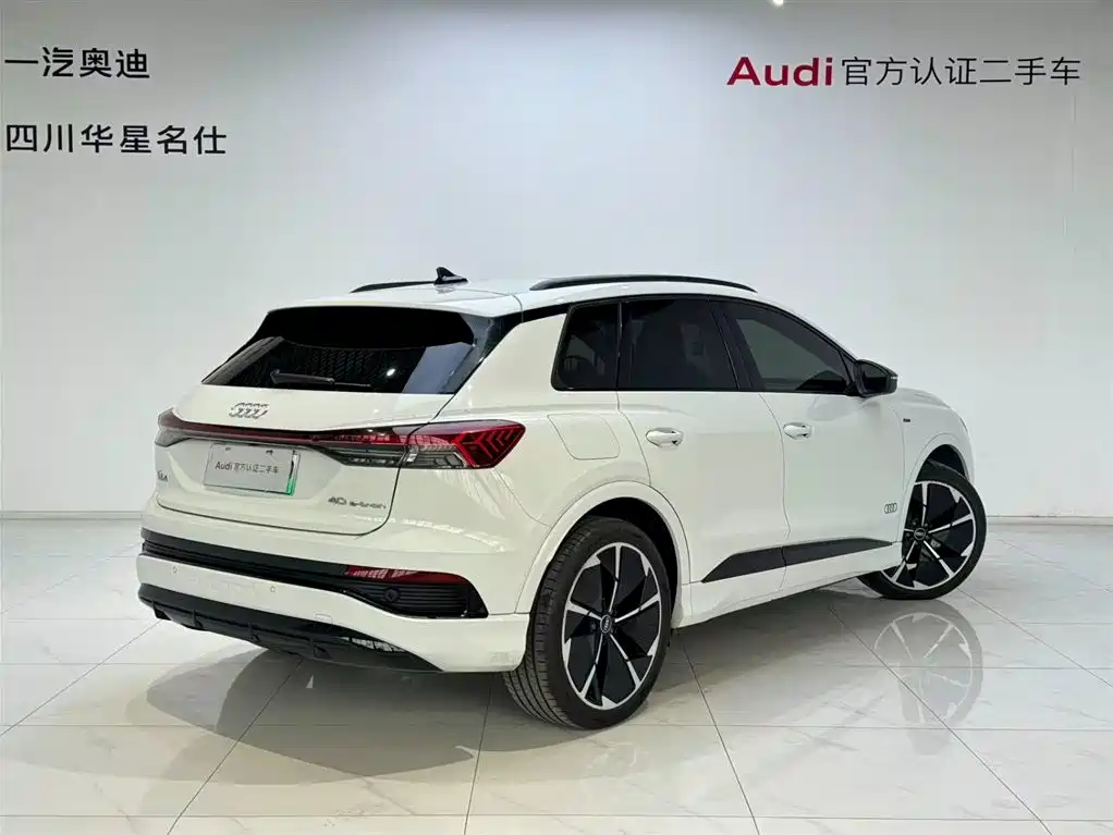 Audi Q4 e-tron 2023 40 e-tron Creation Night Edition фото 4
