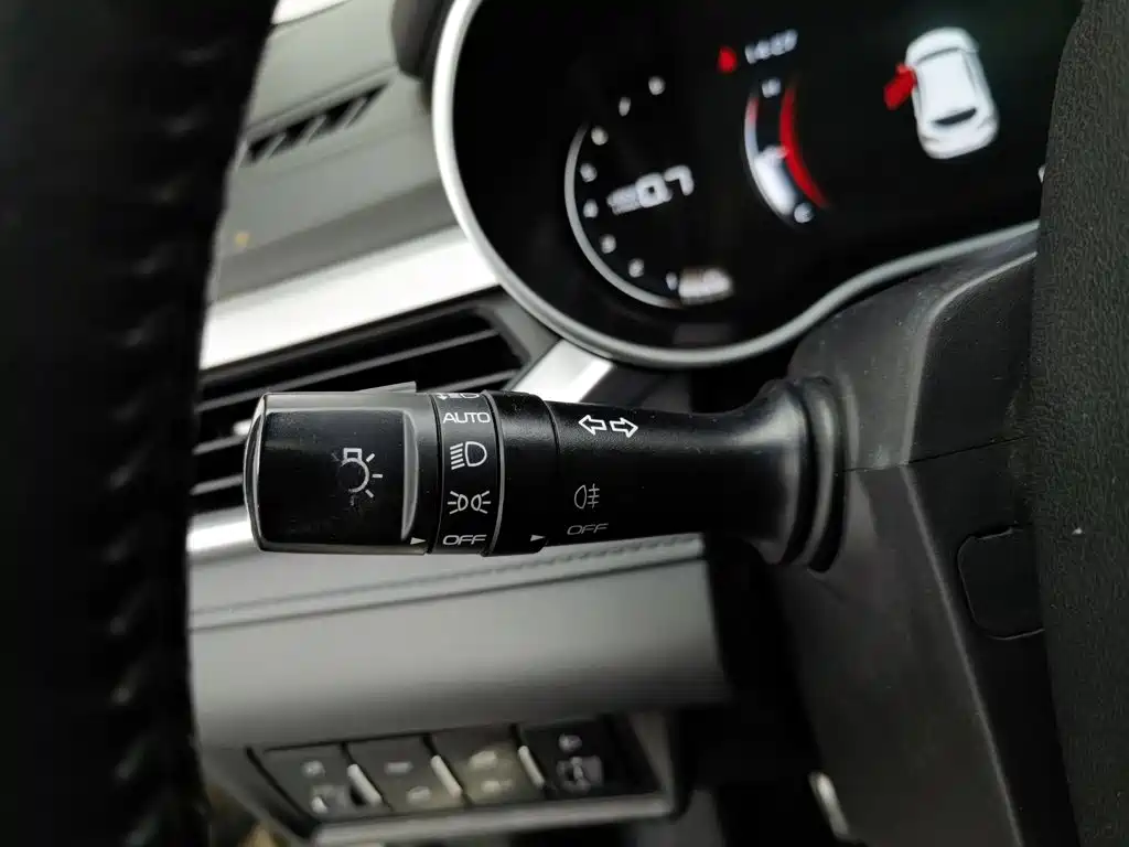 Geely Vision S1 2018 2018 1.5L Manual Sharp Enjoy
