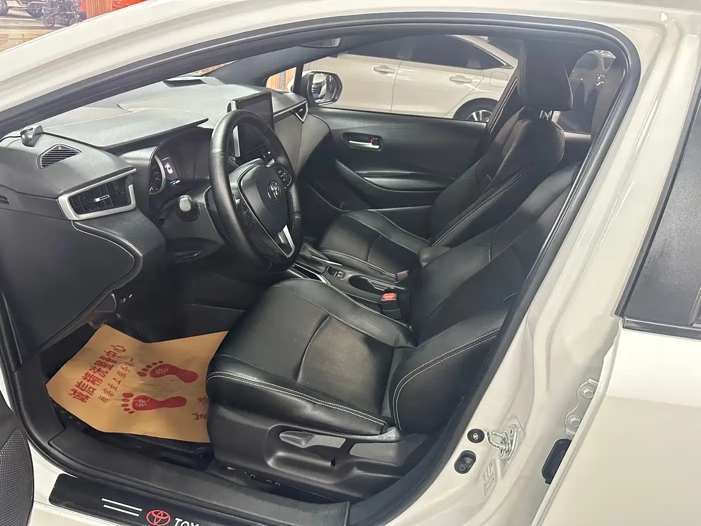 Toyota Levin 2022 185T CVT Luxury Edition фото 4