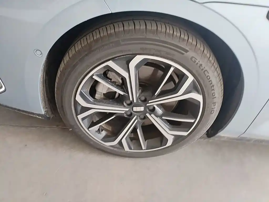 Geely Galaxy Galaxy E8 2025 2025 700km Long Voyage Smart Drive Edition