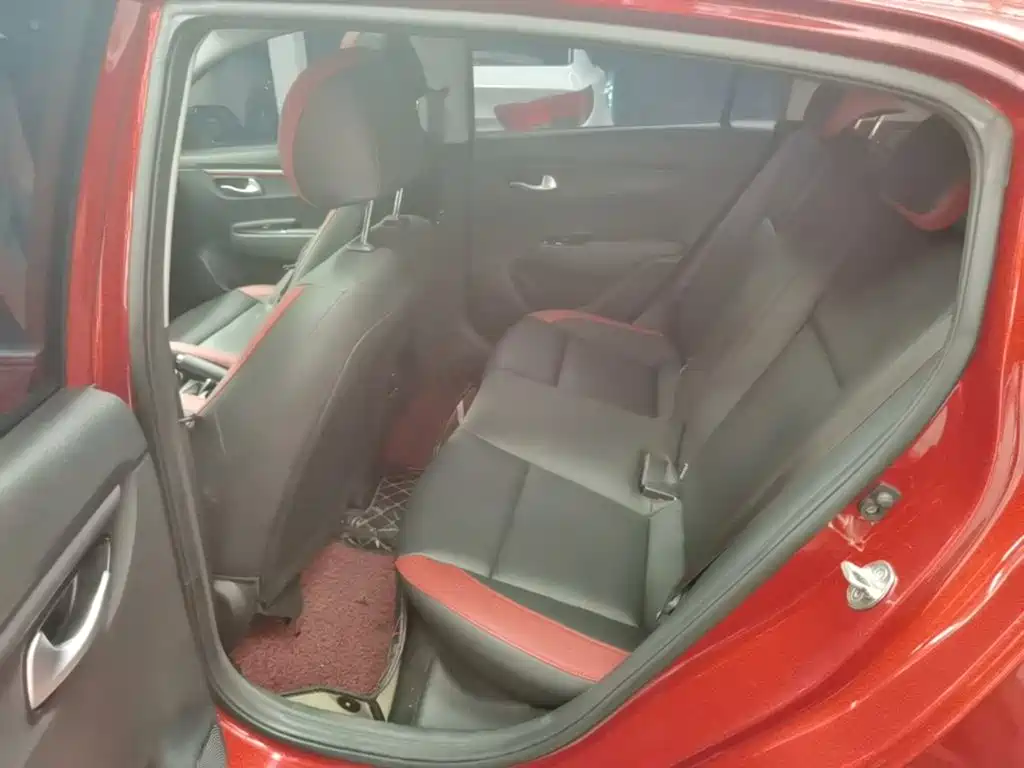 Kia KX CROSS 2019 2019 1.6L Automatic Smart Sunroof Edition China VI
