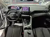 Фото 10 - Peugeot 5008
