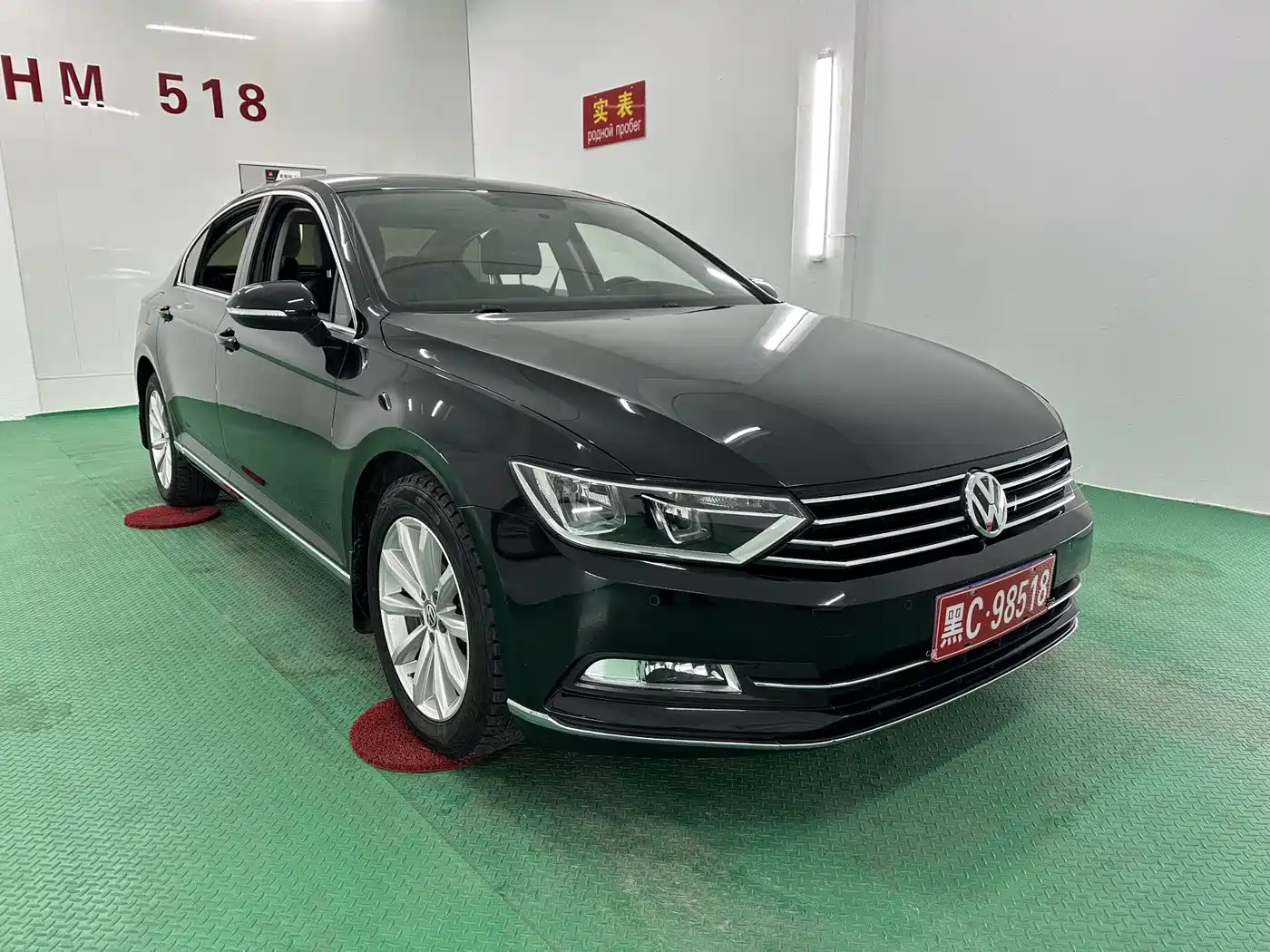 Volkswagen Magotan 2018 330TSI DSG Leading фото 3