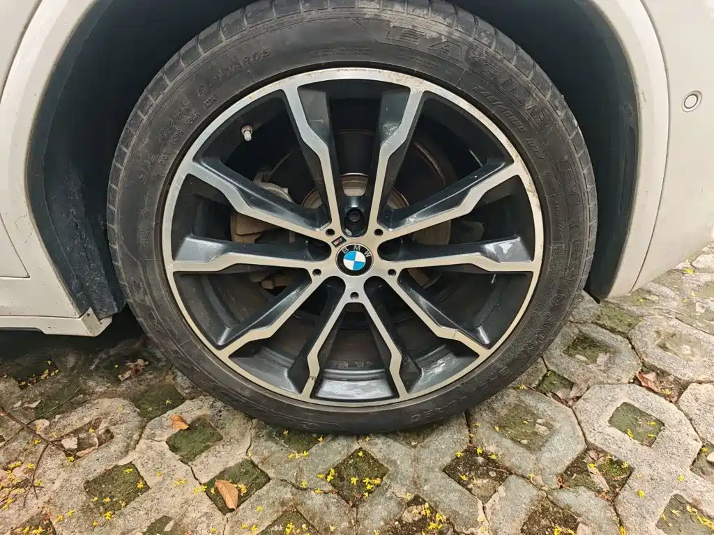 Фото 24 - BMW X3