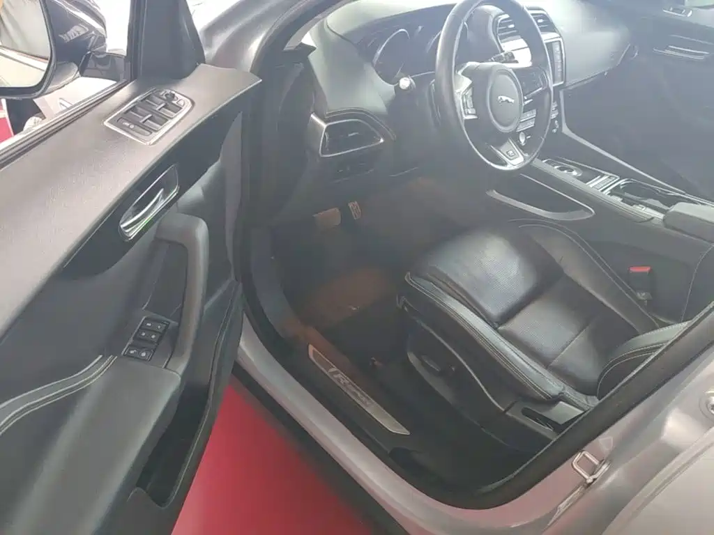Jaguar F-PACE 2017 2016 3.0 SC 4WD R-Sport