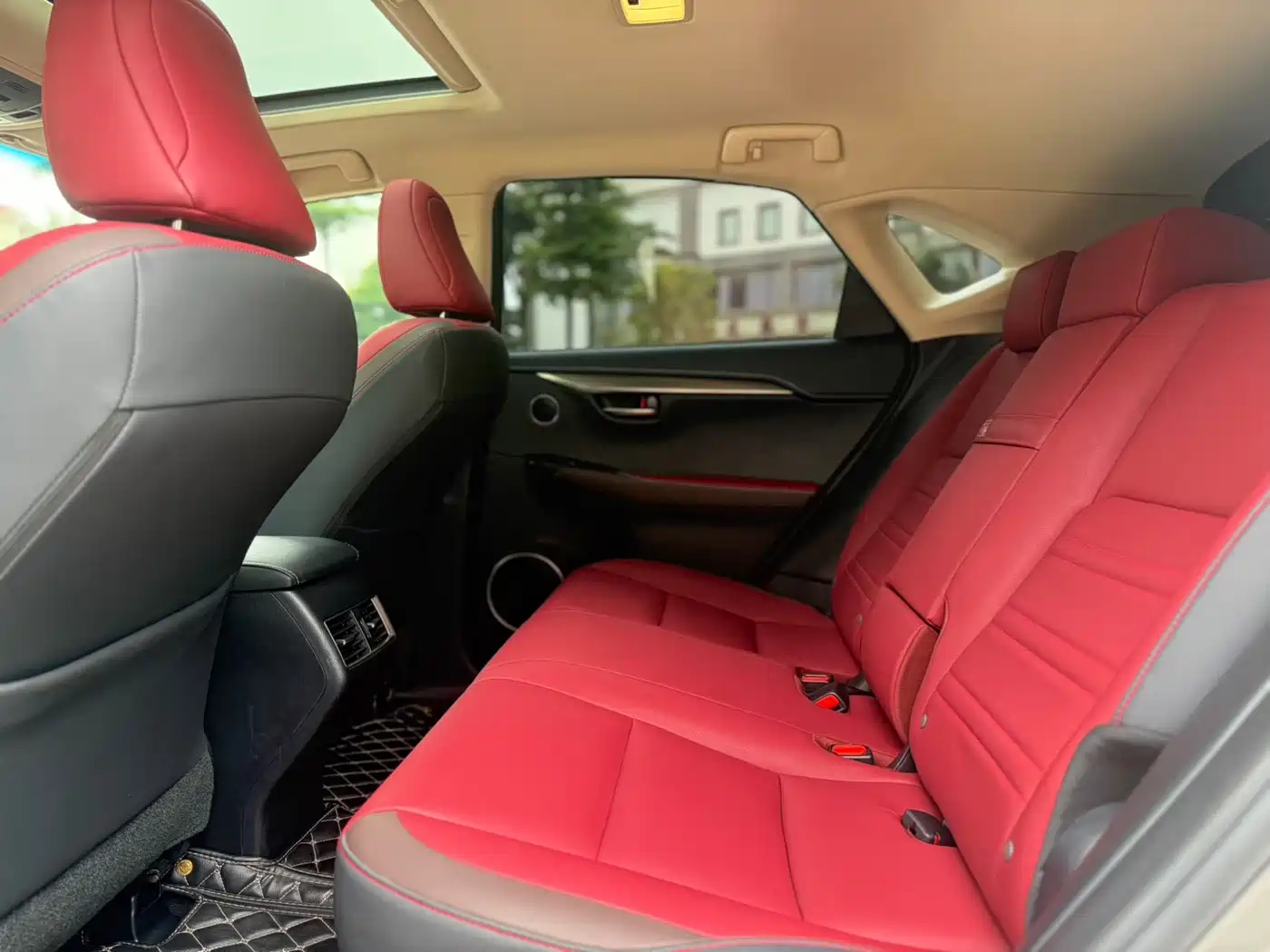 Lexus NX 2018 Model 300h FWD Fengshang Edition China V фото 8