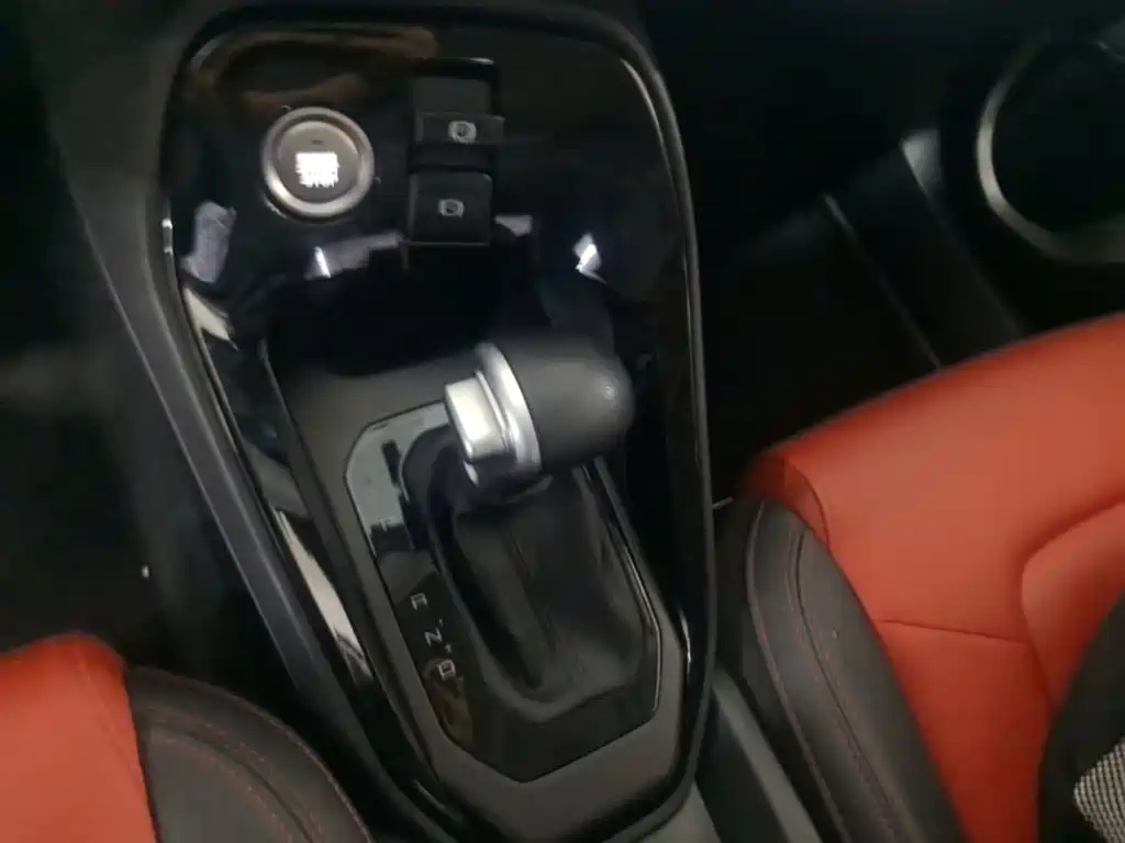 Haval H2s 2018 2018 1.5T Dual-Clutch Smart Style
