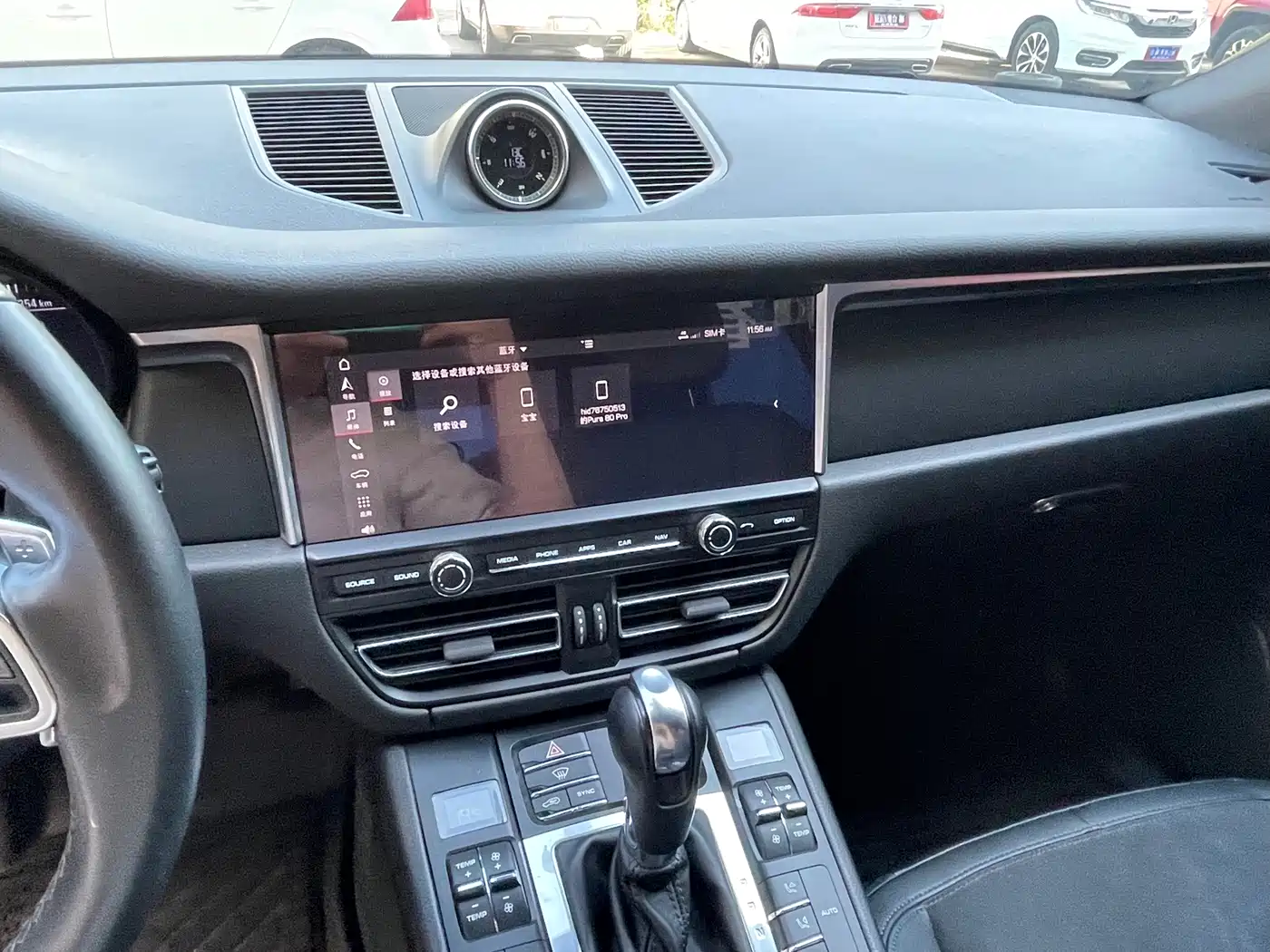 Porsche Macan 2018 Macan 2.0T фото 11