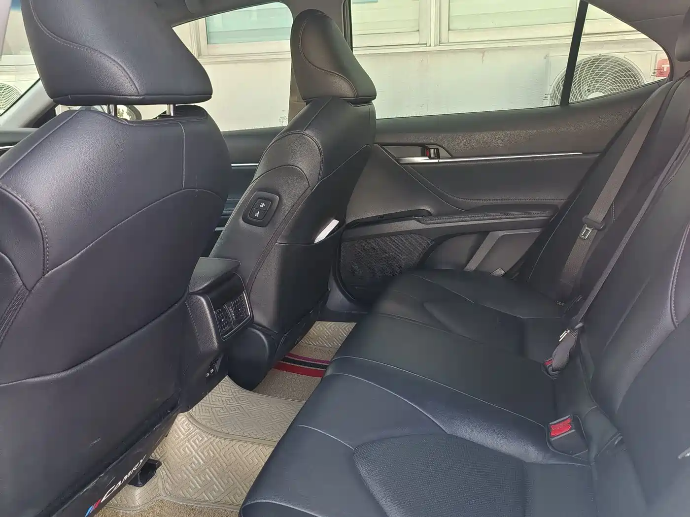 Toyota Camry 2021 2.0G Luxury Edition фото 5
