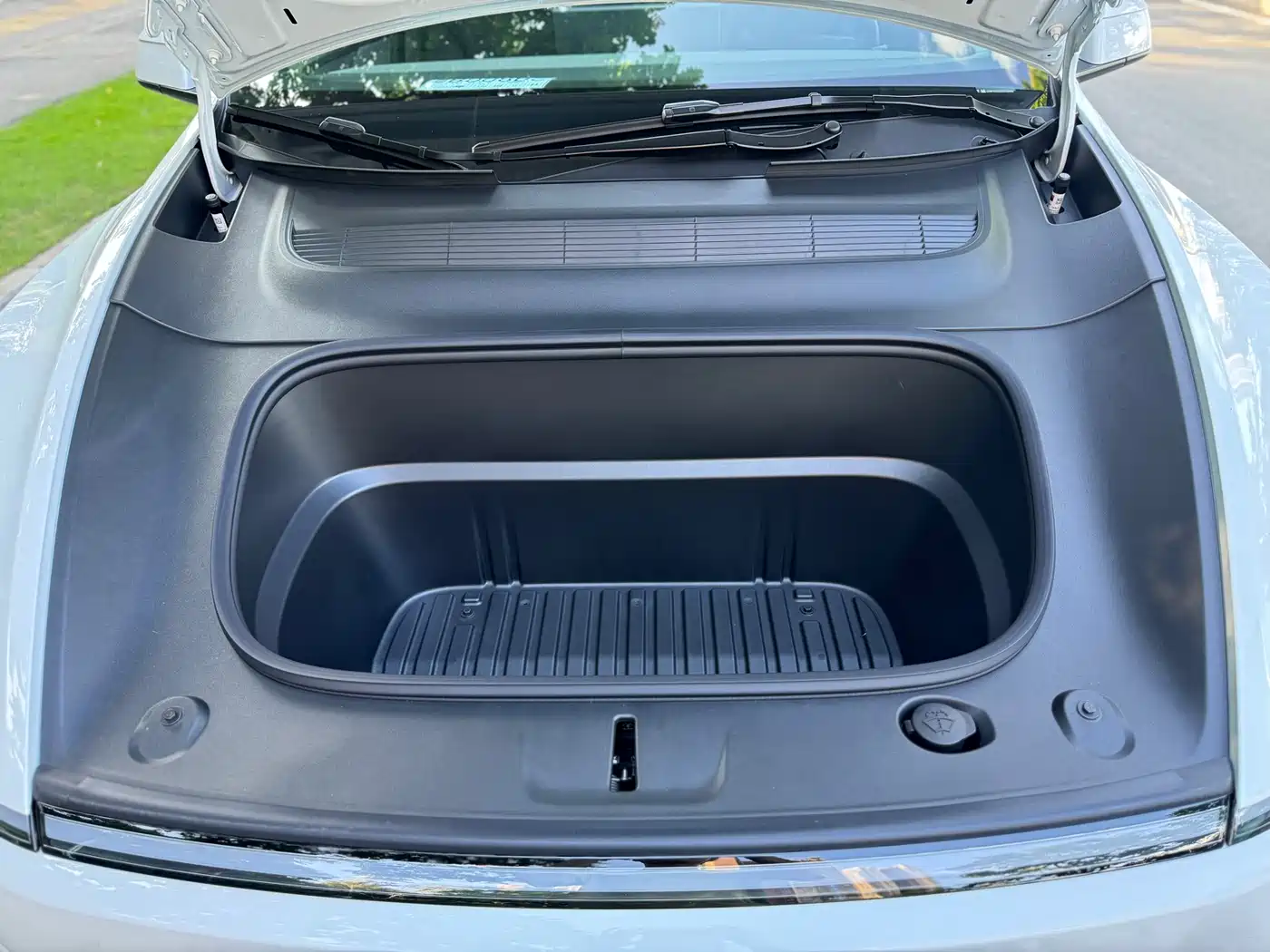 Tesla Model Y 2026 Long Range Rear-Wheel Drive фото 16