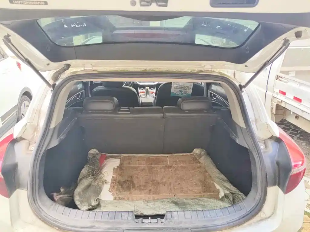 Geely Emgrand GSe 2019 2018 Leading Style