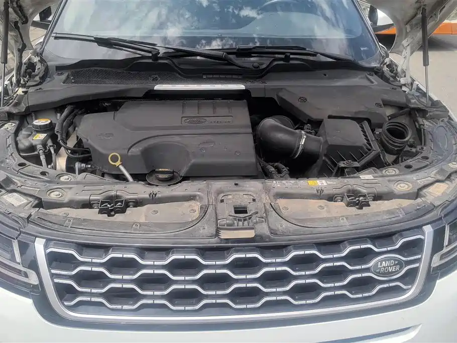 Land Rover Range Rover Evoque 2020 249PS Youth Edition фото 10