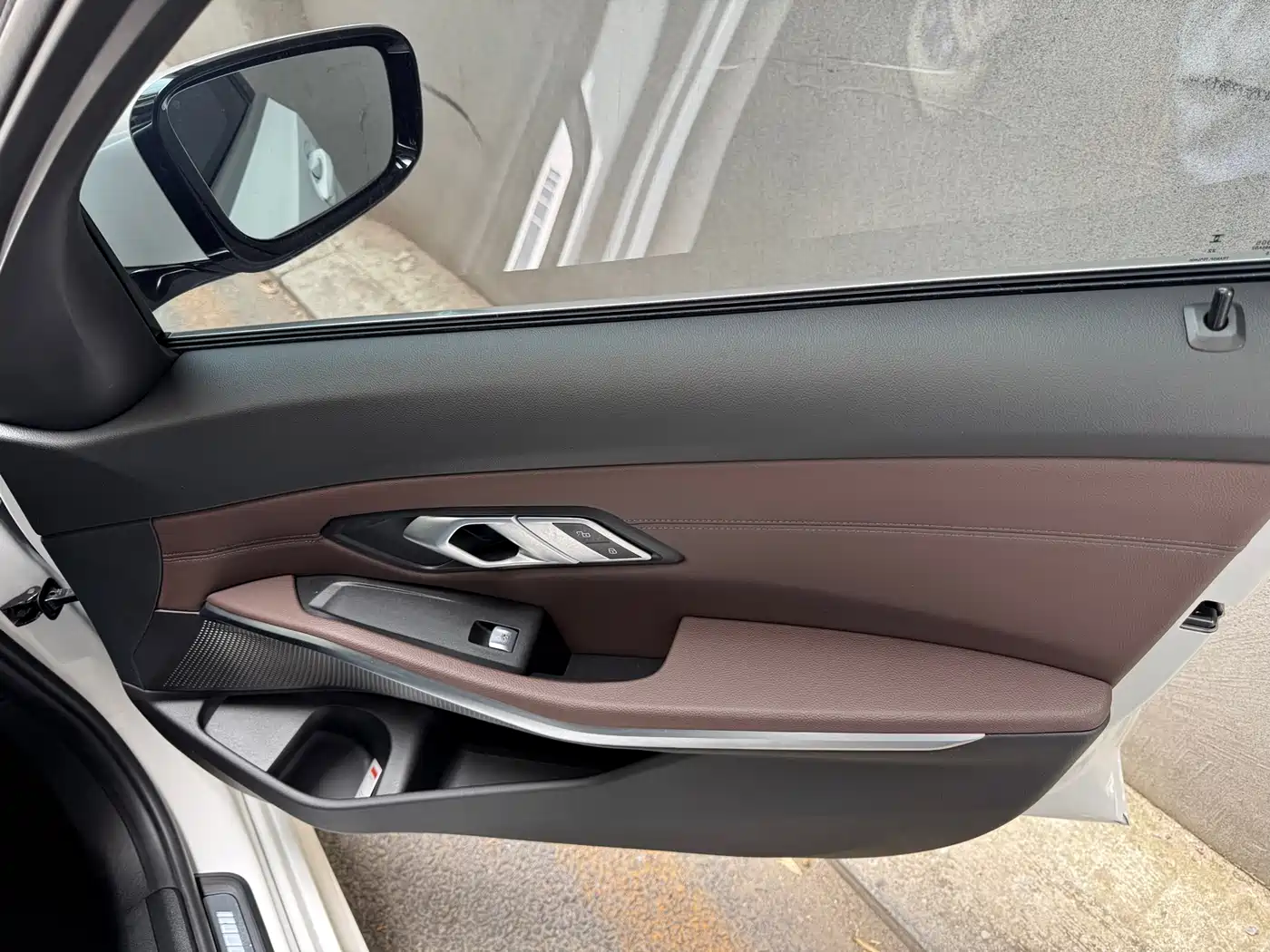 BMW 3 Series 2023 320Li M Sport Package фото 14