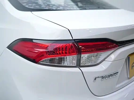 Toyota Levin 2022 185T CVT Luxury Edition фото 12