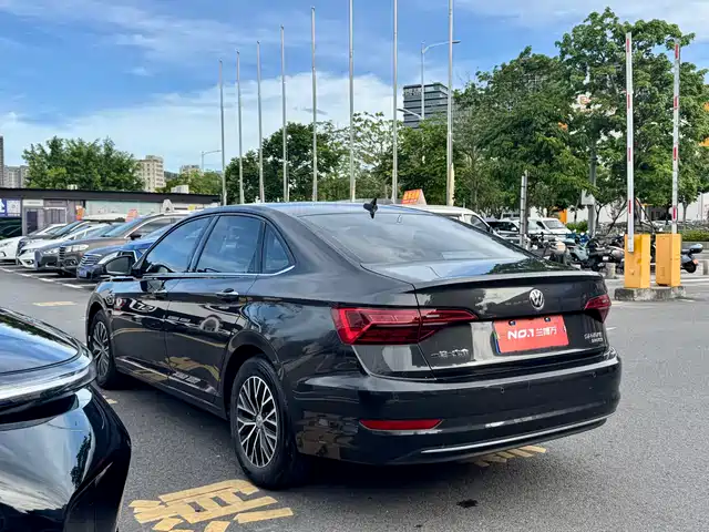 Volkswagen Sagitar 2021 280TSI DSG Comfort Smart Connect Edition — фото 4