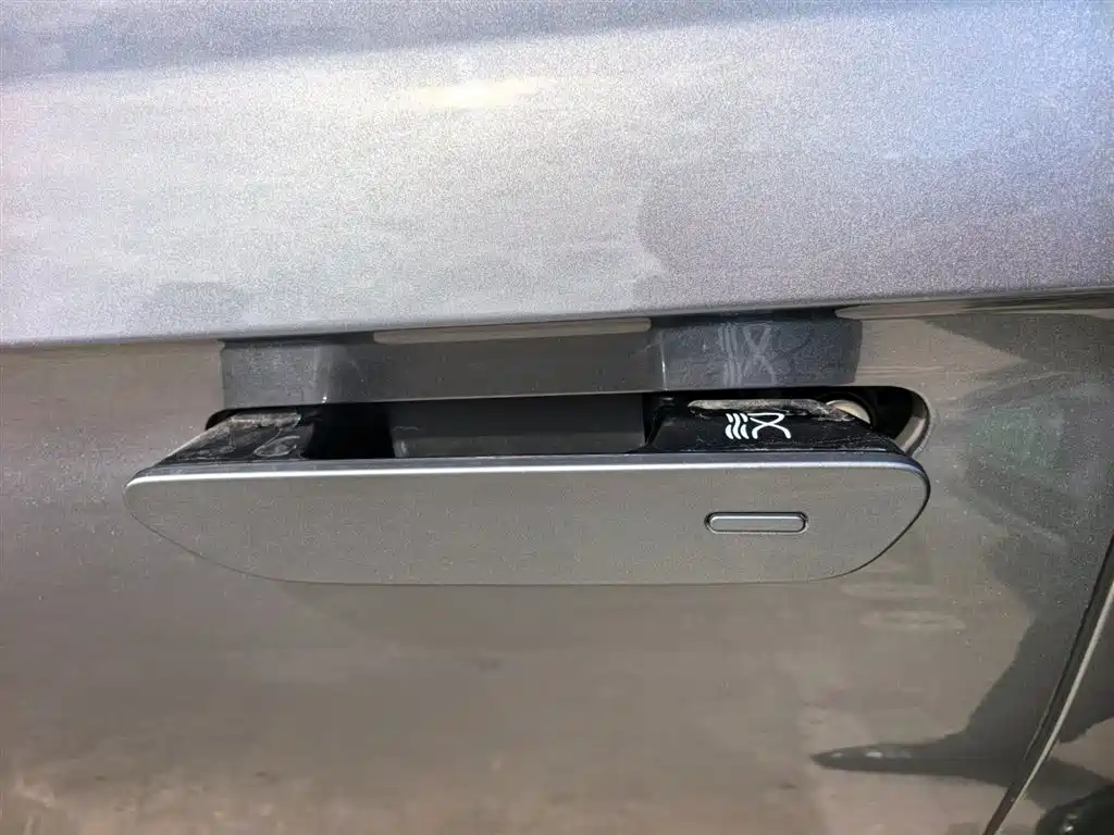 BYD Han 2022 DM-i 121KM Premium Edition фото 8