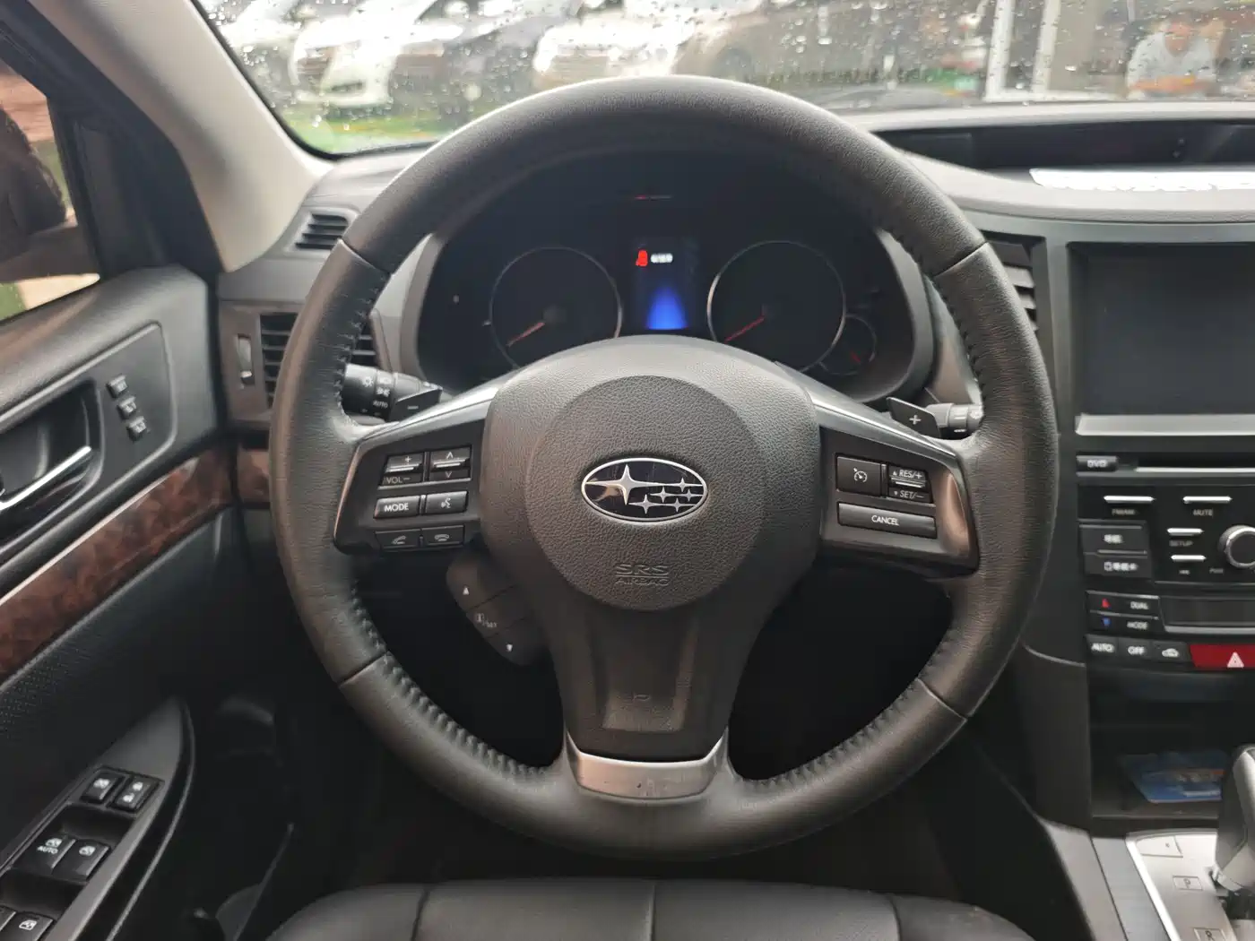 Subaru Outback 2013 2.5i Luxury Navigation Edition фото 11