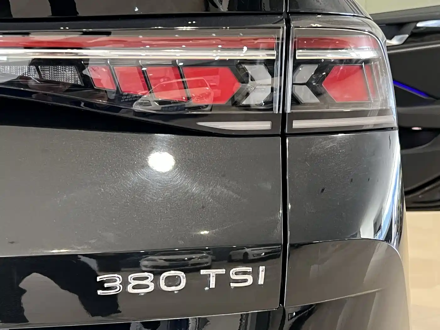 Volkswagen Magotan 2024 380TSI DSG Luxury Edition (Daimai Package) фото 24