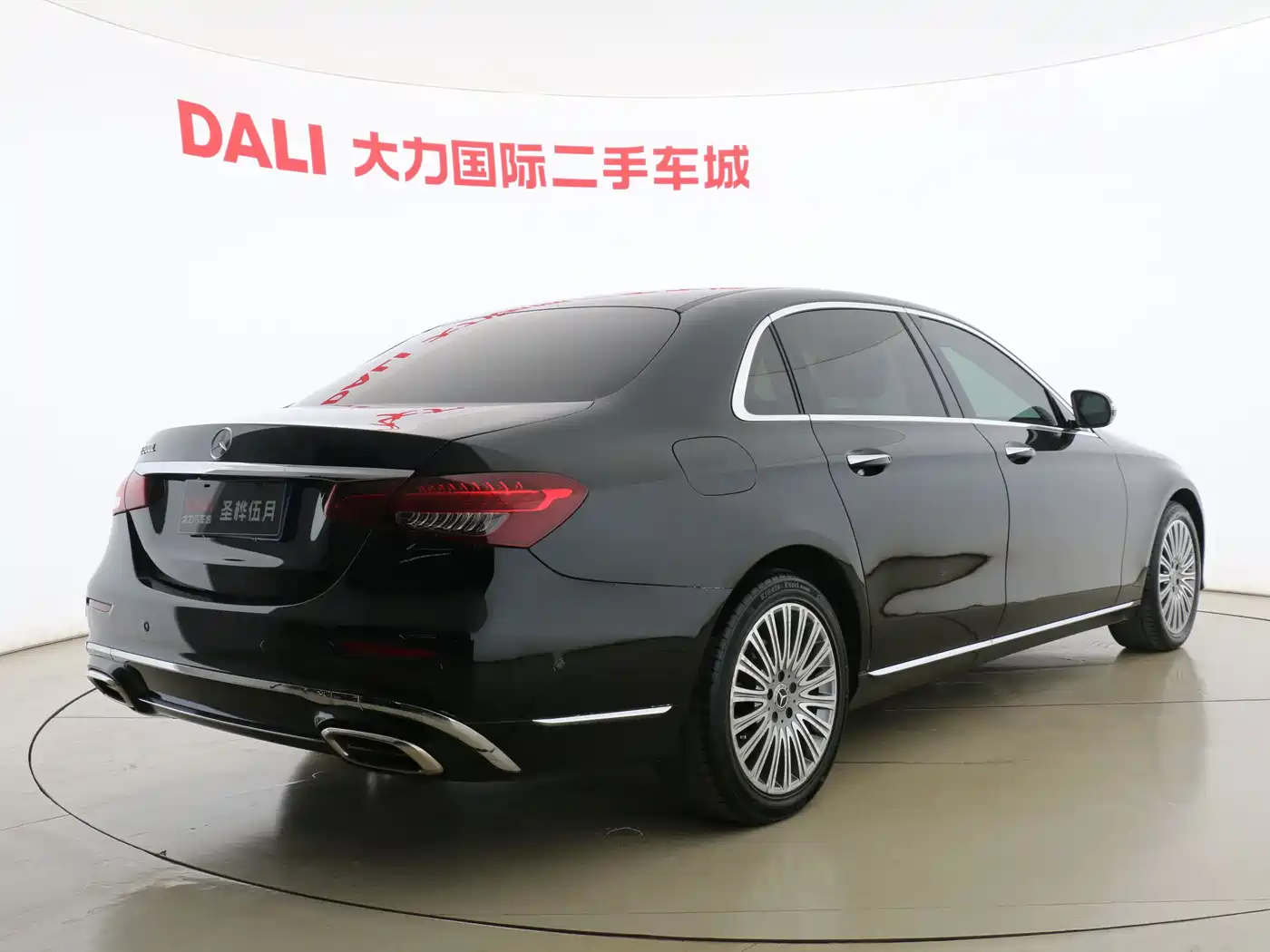 Mercedes-Benz E-Class 2019 E 200 L фото 12