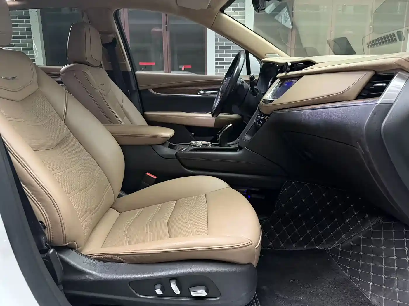 Cadillac XT5 2020 28T AWD Platinum Sport Edition фото 12