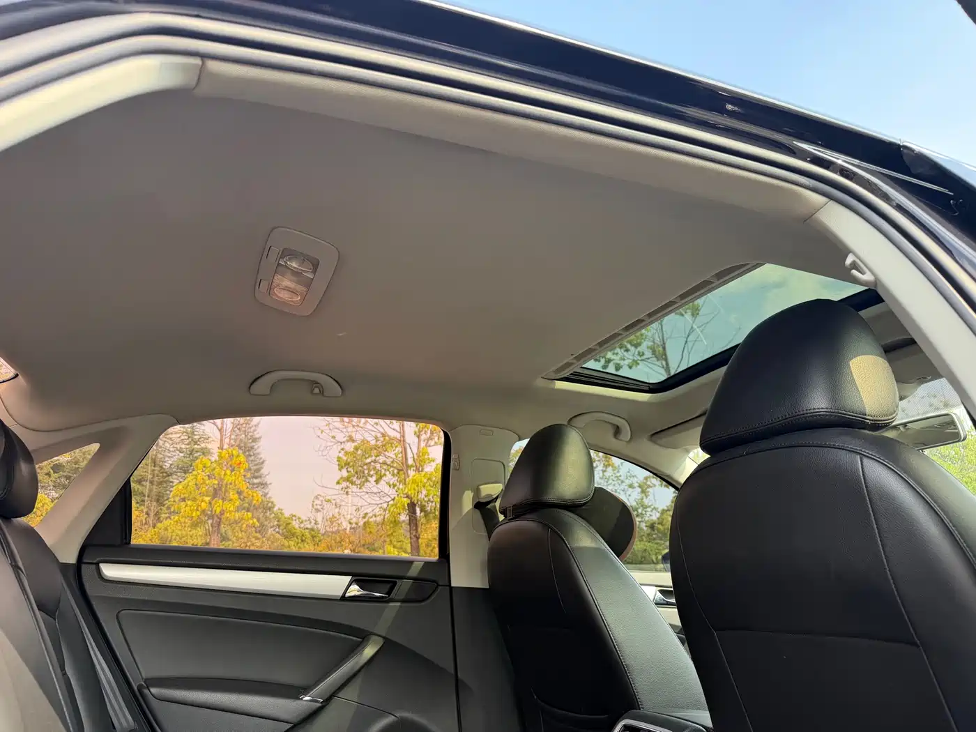 Volkswagen Passat 2013 1.8TSI DSG Zunrong фото 15