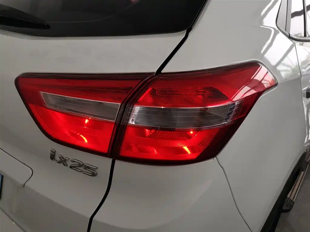 Hyundai Beijing Hyundai ix25 2015 1.6L Automatic 2WD Smart GLS фото 24