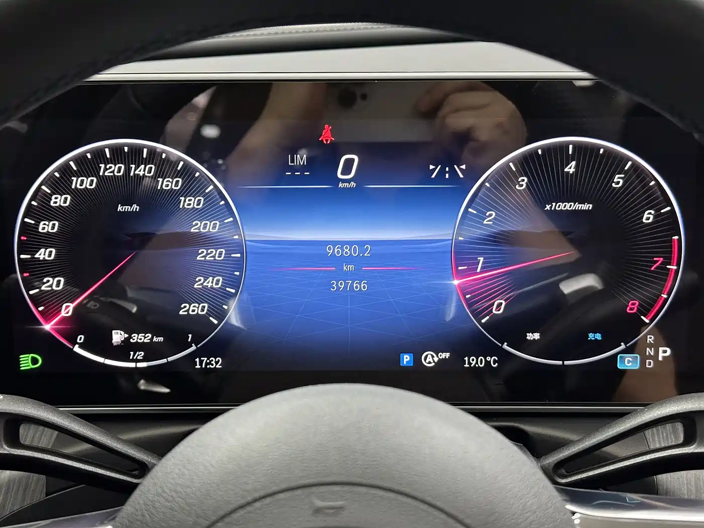 Mercedes-Benz C-Class 2023 C 200 L Sport фото 18