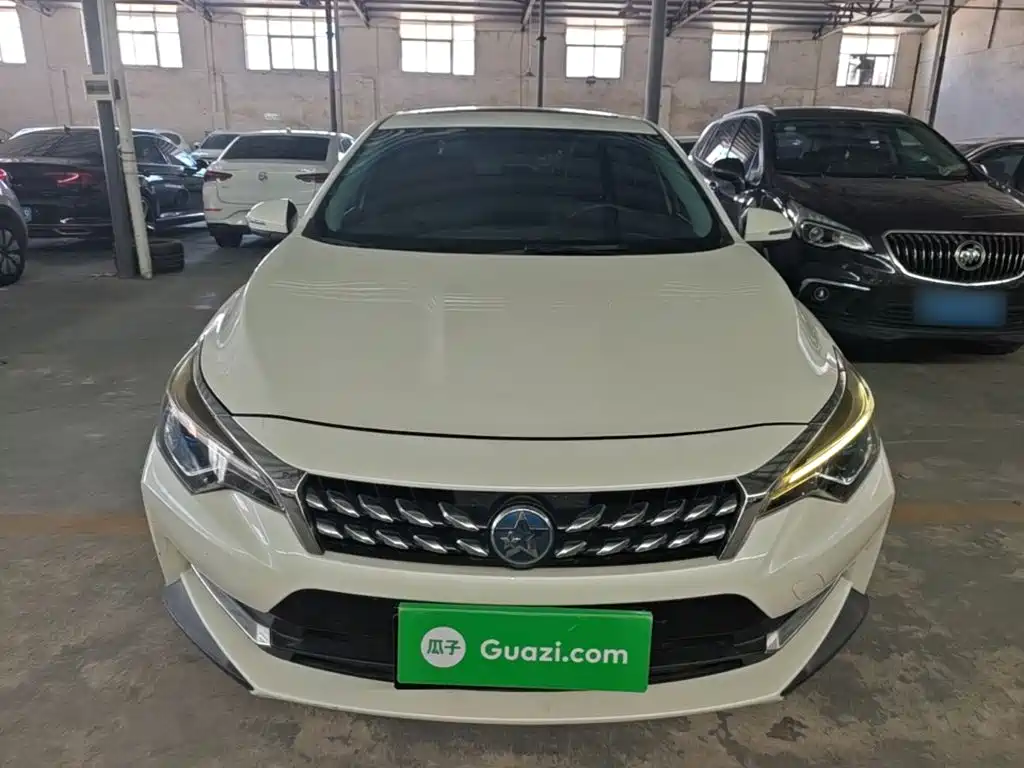 Venucia D60 2017 2018 1.6L CVT Smart Elite Edition