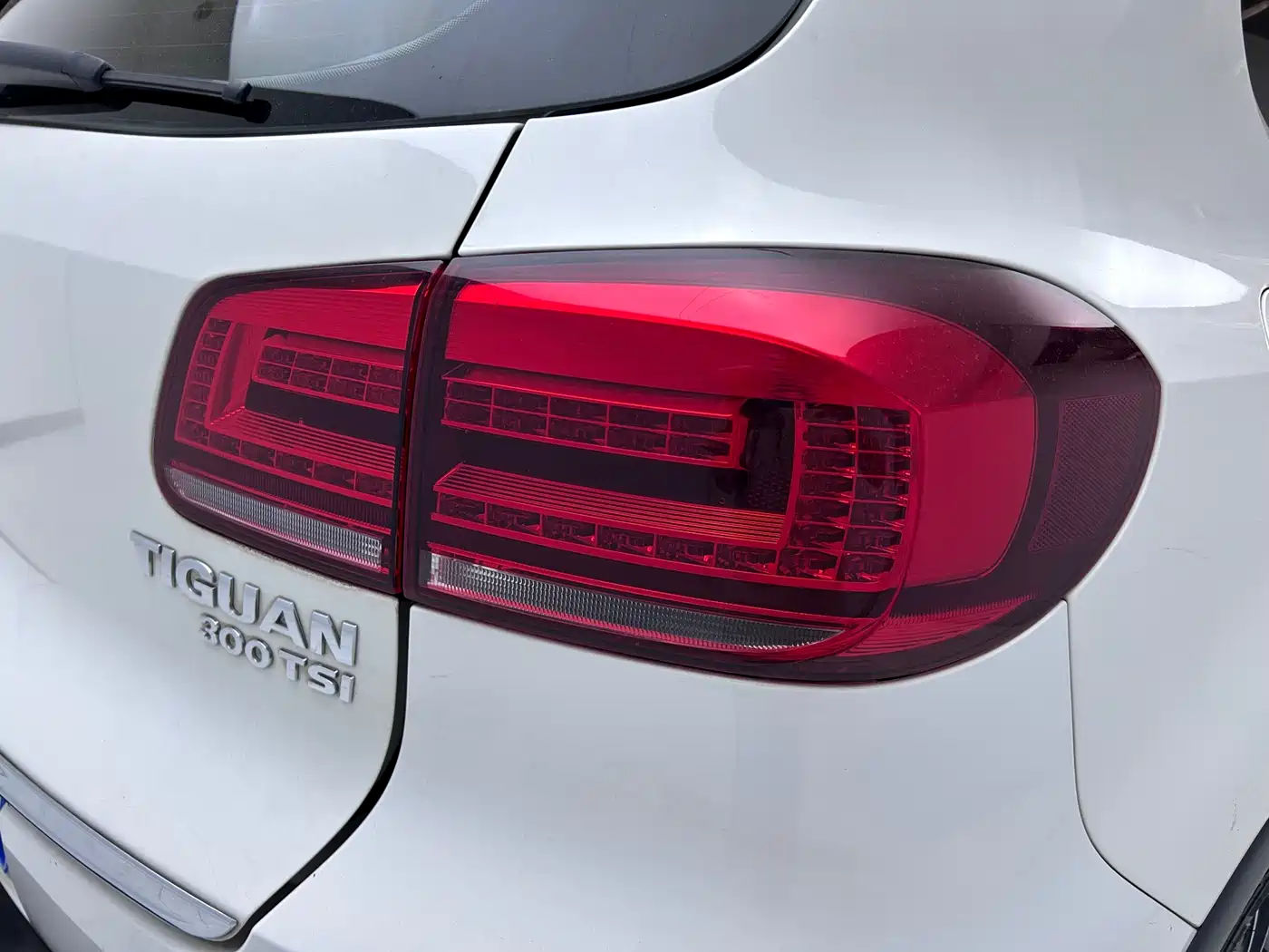 Volkswagen Tiguan 2016 Model 300TSI Automatic 2WD Luxury Edition фото 23