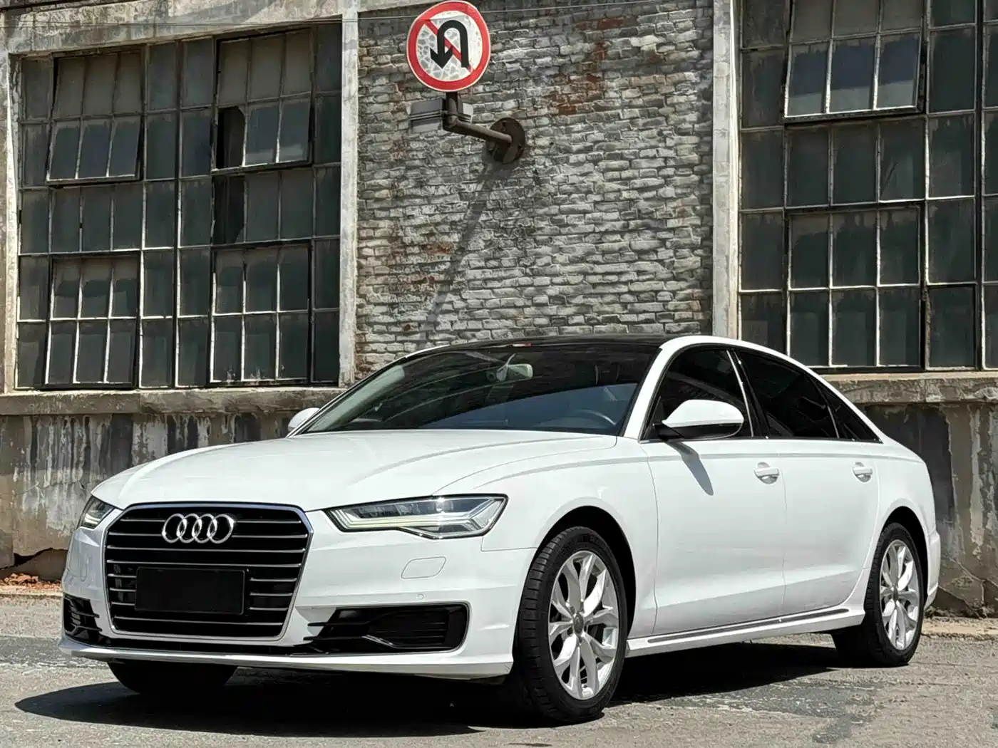 Audi A6L 2018 30th Anniversary 35 TFSI Fashion