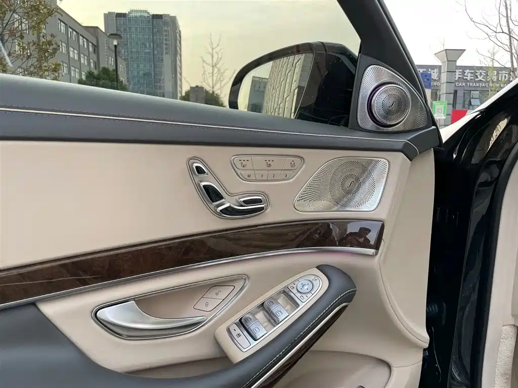 Mercedes-Benz Maybach S-Class 2015 S 600 фото 11