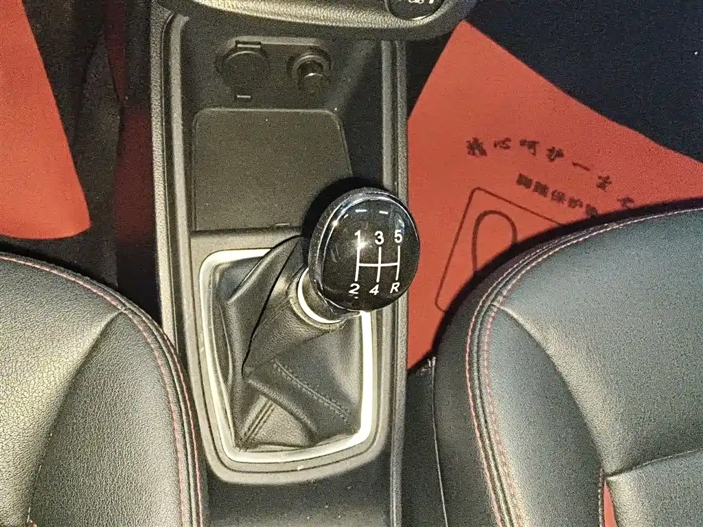 Haval H1 2016 Blue Label 1.5L Manual Luxury фото 14