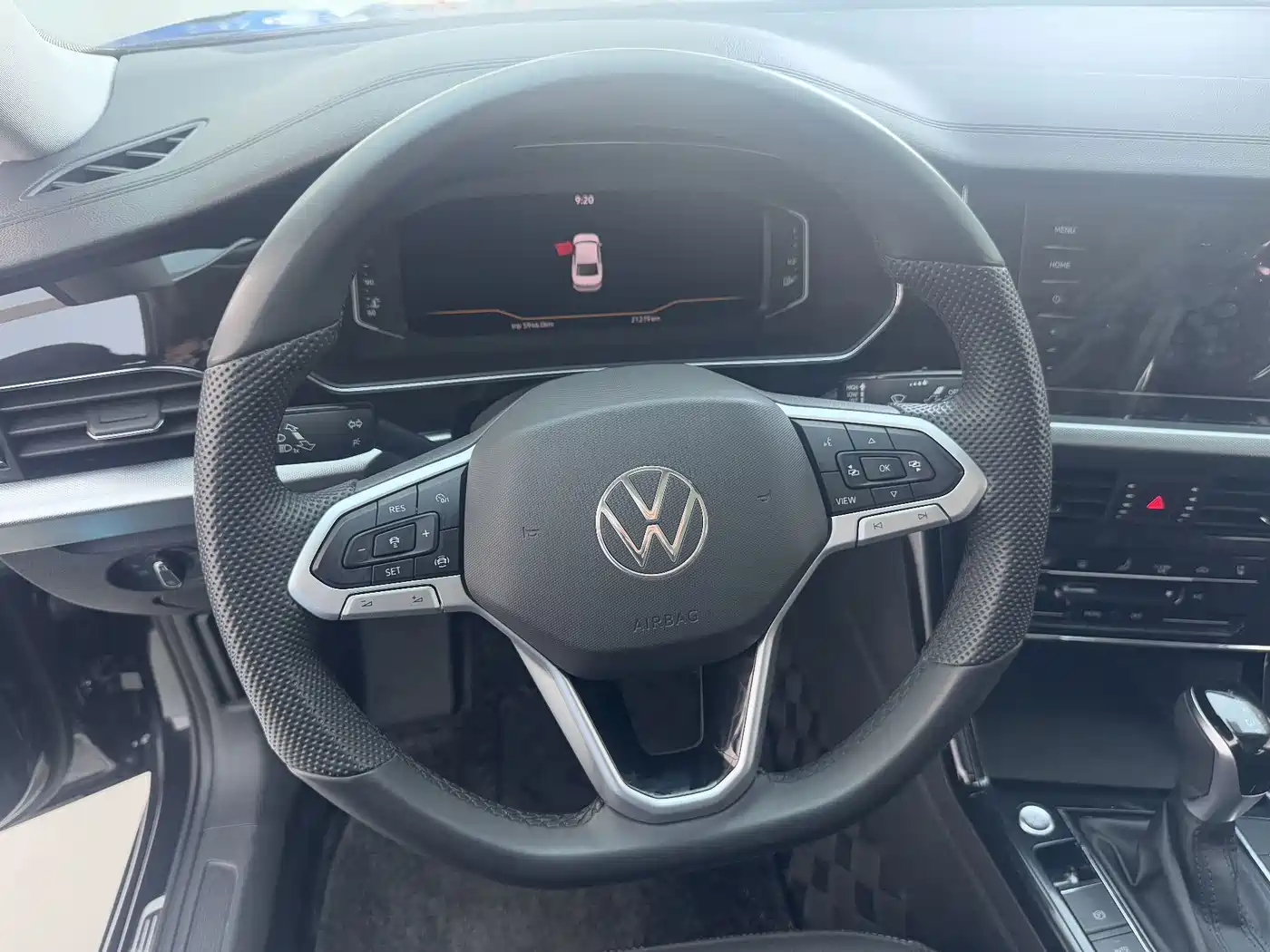 Фото 4 - Volkswagen Passat