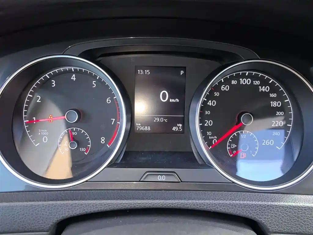 Volkswagen Golf 2018 1.6L Automatic Comfort фото 8