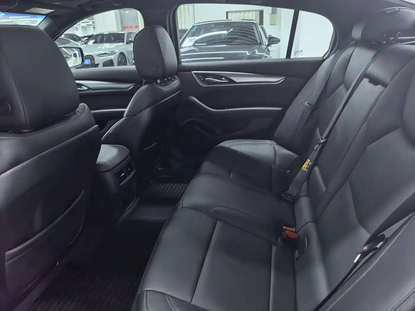 Cadillac CT5 2022 28T Fashion Edition фото 10