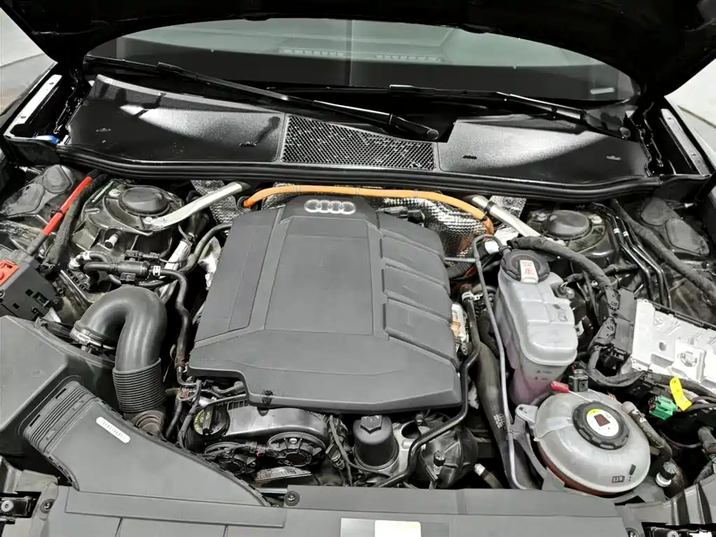 AUDI A6L NEW ENERGY