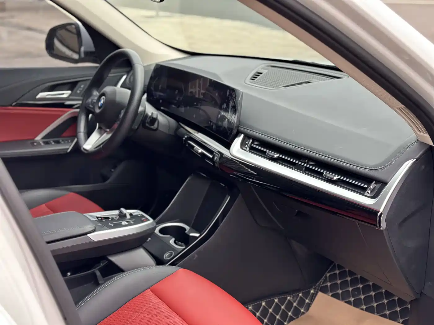 BMW X1 2023 sDrive20Li X Design Package фото 14
