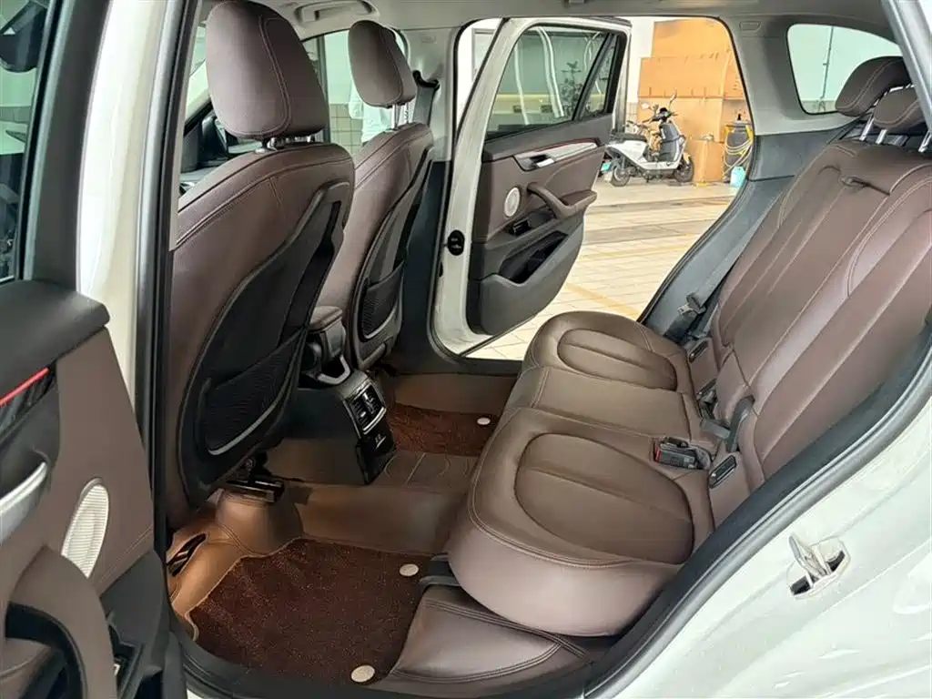 BMW X1 2022 sDrive20Li Premium фото 14